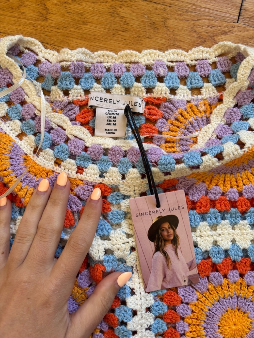NWT Sincerely Jules colorful crochet cropped top - Picture 2 of 3